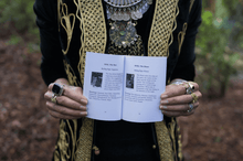 Load image into Gallery viewer, Lioness Oracle Tarot - Card Book