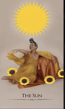 Load image into Gallery viewer, Melanade Stand Tarot - The Sun