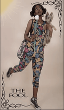 Load image into Gallery viewer, Melanade Stand Tarot - The Fool